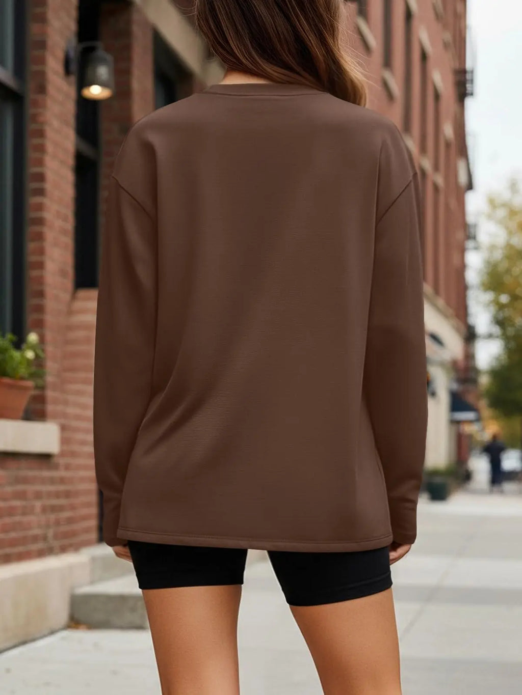 Oversized Long Sleeve T-Shirt for Women - 2026 Casual Crewneck Tee | Y2K Aesthetic Baggy Top (Brown) - The Gildress